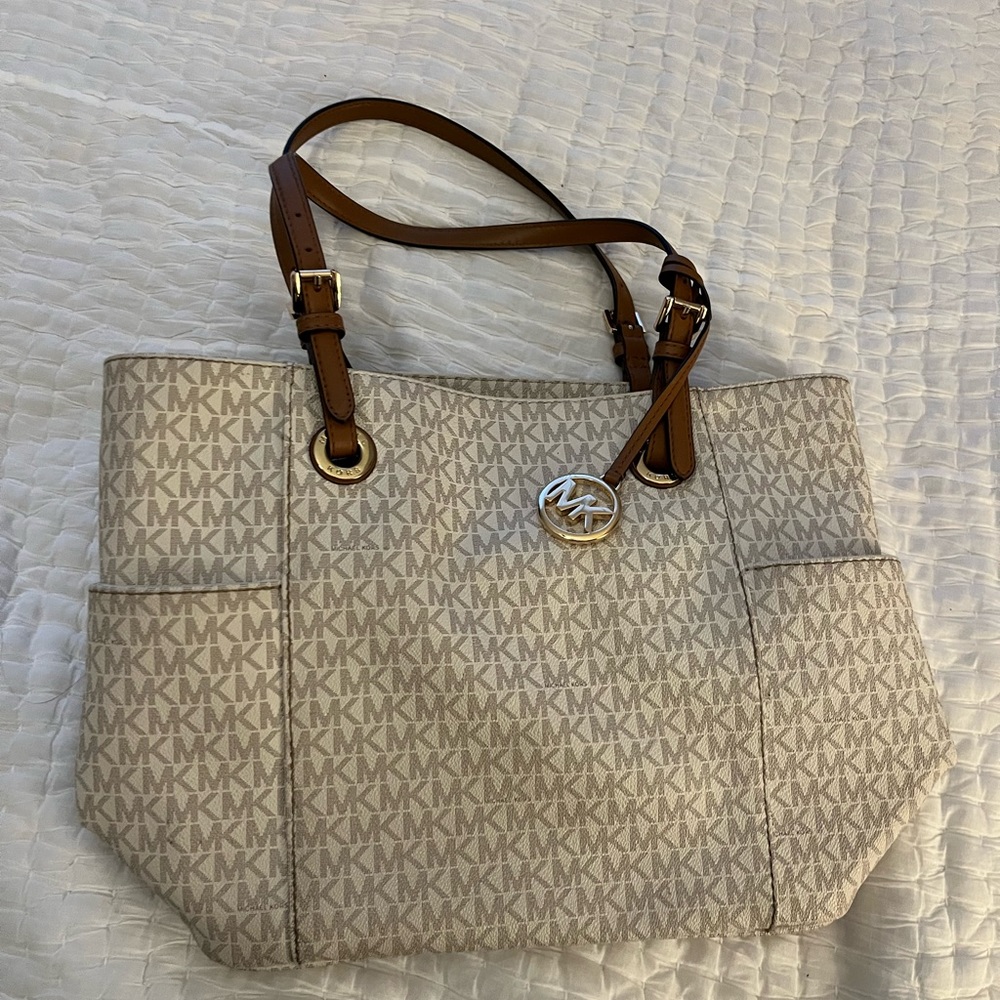 michael kors purse